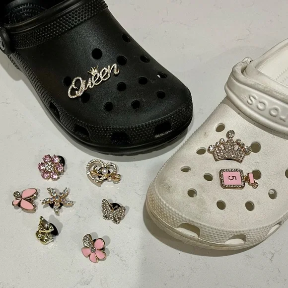 0 Bling Croc Charms, Luxury Rhinestones in Gold, Crystal Croc Charm. BarbieCore - Picture 1 of 10